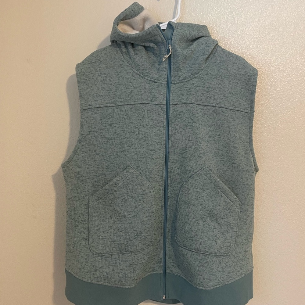 Burton Women’s Minxy Hooded Vest size XXL